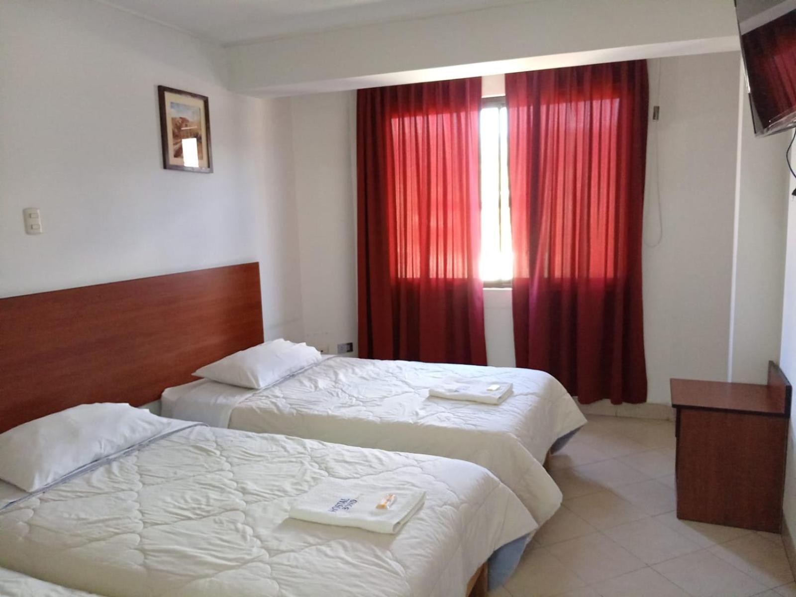 Hostal Bond Уарас Экстерьер фото